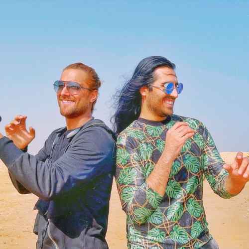 دانلود آهنگ جالب اینجاست میگفتی تو پیشم بمون هیچ وقت نرو ماکان بند Mp3 دانلود آهنگ جالب اینجاست میگفتی تو پیشم بمون هیچ وقت نرو ماکان بند Mp3