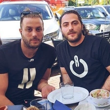 دانلود آهنگ میگن از هر دست بدی پس میگیری ازون دست راسته پس مسیح Mp3 دانلود آهنگ میگن از هر دست بدی پس میگیری ازون دست راسته پس مسیح Mp3