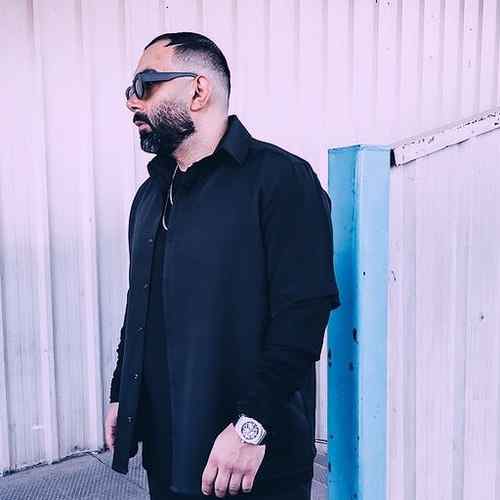 دانلود آهنگ میخندم که دنیا به روم بخنده عاشقی کن که عاشقی قشنگه مسعود صادقلو Mp3 دانلود آهنگ میخندم که دنیا به روم بخنده عاشقی کن که عاشقی قشنگه مسعود صادقلو Mp3