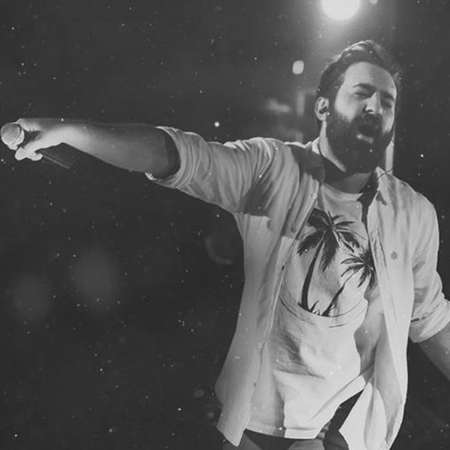 دانلود آهنگ دیروز همین ساعت از فاصله کم بودیم مهدی یراحی Mp3 دانلود آهنگ دیروز همین ساعت از فاصله کم بودیم مهدی یراحی Mp3