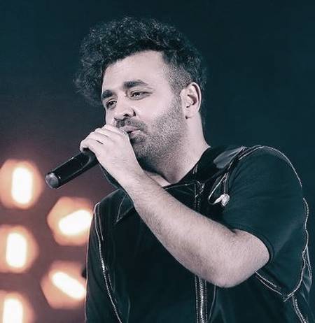 دانلود آهنگ تو باعث شدی بشکنم از هر چی عشقه دل بکنم عزیز من میثم ابراهیمی Mp3