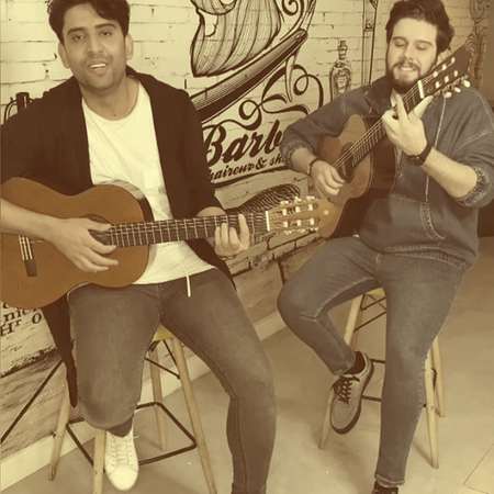 دانلود آهنگ دستمو رها نکن غرورمو ازم نگیر اگه عاشق منی بمون برام ناصر پورکرم Mp3