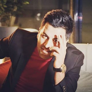 دانلود آهنگ چه کنم با دردایی که پا توی دلم میزارن چه کنم با فردایی که از دیروزم بیزارن پویا بیاتی Mp3 دانلود آهنگ چه کنم با دردایی که پا توی دلم میزارن چه کنم با فردایی که از دیروزم بیزارن پویا بیاتی Mp3