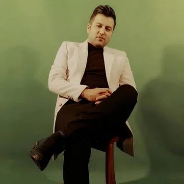 دانلود آهنگ باز من و فکر و خیال تو باز دنیام سرد و ساکته پویا بیاتی Mp3 دانلود آهنگ باز من و فکر و خیال تو باز دنیام سرد و ساکته پویا بیاتی Mp3