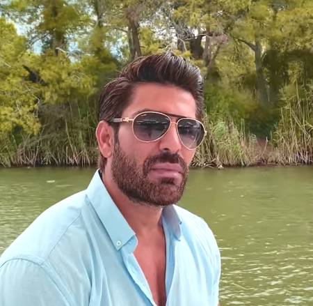 دانلود آهنگ به نام عشق ببین که این دلم شده باز به کام عشق جهان چه دیدنی شود ز بام عشق رضا ملک زاده Mp3 دانلود آهنگ به نام عشق ببین که این دلم شده باز به کام عشق جهان چه دیدنی شود ز بام عشق رضا ملک زاده Mp3