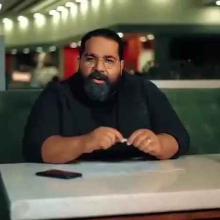 دانلود آهنگ دوست دارم یه عشق بی دلیلو به کی باید بگم که باورش شه رضا صادقی Mp3 دانلود آهنگ دوست دارم یه عشق بی دلیلو به کی باید بگم که باورش شه رضا صادقی Mp3