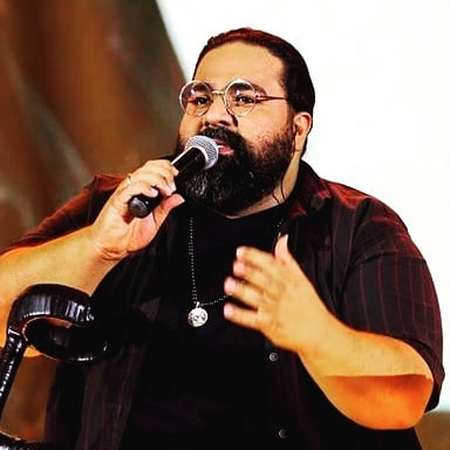 دانلود آهنگ آی زمونه آی زمونه دل ما یه عمره خونه حسرتی تو مشتمونه خنجری تو پشتمونه رضا صادقی Mp3 دانلود آهنگ آی زمونه آی زمونه دل ما یه عمره خونه حسرتی تو مشتمونه خنجری تو پشتمونه رضا صادقی Mp3