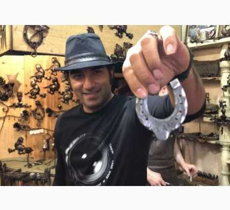 دانلود آهنگ اینجا تهرونه شهر خوشبختی شهر شام و ناهار آماده رضا یزدانی Mp3 دانلود آهنگ اینجا تهرونه شهر خوشبختی شهر شام و ناهار آماده رضا یزدانی Mp3