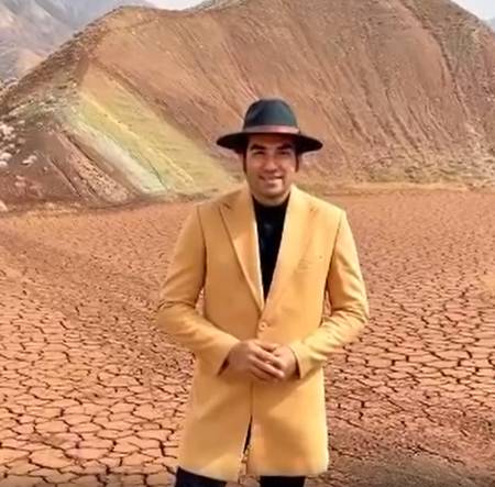 دانلود آهنگ هر رنگ پرچمت رنگ یه دردته آغوشمو بپوش وقتی که سردته رضا یزدانی Mp3 دانلود آهنگ هر رنگ پرچمت رنگ یه دردته آغوشمو بپوش وقتی که سردته رضا یزدانی Mp3