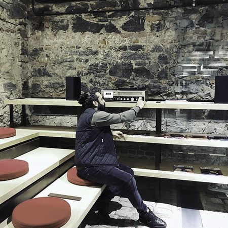 دانلود آهنگ آخرین روز زمستونم گذشت تو وجودم حس سرمایه دِیه روزبه نعمت الهی Mp3