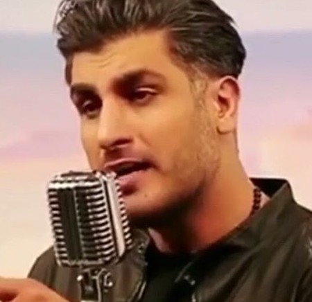 دانلود آهنگ بزن قیچی به عکسایی که برعکس تو خوشحالن شهاب مظفری Mp3 دانلود آهنگ بزن قیچی به عکسایی که برعکس تو خوشحالن شهاب مظفری Mp3