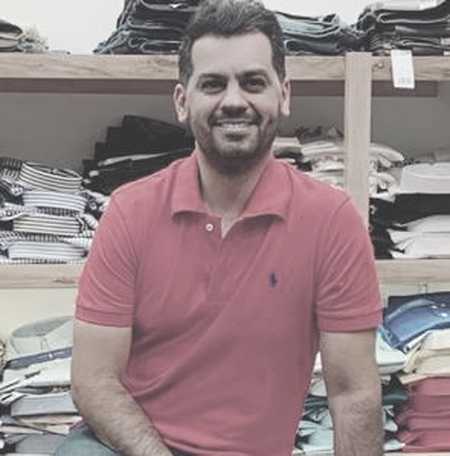 دانلود آهنگ با خنده گریه میکنم یه دفعه میشنوم دور تو پره شهاب رمضان Mp3