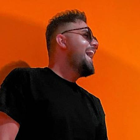 دانلود آهنگ چشمات مث اقیانوسه منم یه فانوس که مات نگاهت میمونه شاهین بنان Mp3 دانلود آهنگ چشمات مث اقیانوسه منم یه فانوس که مات نگاهت میمونه شاهین بنان Mp3