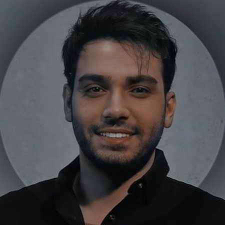 دانلود آهنگ میزنی زخم به قلبی که درگیر توئه رو خودت هم نیاری که تقصیر توئه سینا درخشنده Mp3