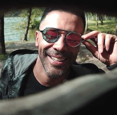 دانلود آهنگ حرفای تکراری عشقای کوتاه باز تنهایی بسه ادامه ی این راه سیروان خسروی Mp3 دانلود آهنگ حرفای تکراری عشقای کوتاه باز تنهایی بسه ادامه ی این راه سیروان خسروی Mp3