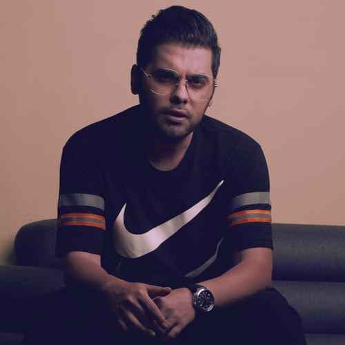 دانلود آهنگ دوباره شب و سکوت یه آهنگ غمگین که داره میخونه یوسف زمانی Mp3 دانلود آهنگ دوباره شب و سکوت یه آهنگ غمگین که داره میخونه یوسف زمانی Mp3