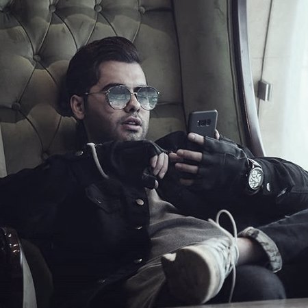 دانلود آهنگ یه عشق خوشگل و بی کم و کسر من تورو دارم تو نفس یوسف زمانی Mp3 دانلود آهنگ یه عشق خوشگل و بی کم و کسر من تورو دارم تو نفس یوسف زمانی Mp3