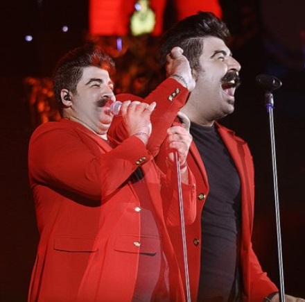 دانلود آهنگ نه نرو دیوونم نکن نرو داغونم نکن نرو عشق تو هنوز تو دلمه بهنام بانی Mp3 دانلود آهنگ نه نرو دیوونم نکن نرو داغونم نکن نرو عشق تو هنوز تو دلمه بهنام بانی Mp3