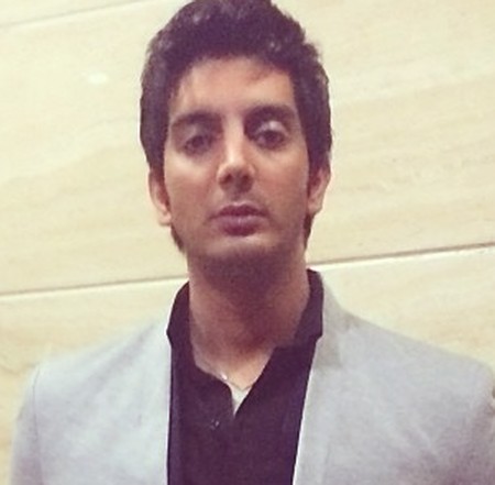 دانلود آهنگ با تو زندگی تو یک اتاق سرد مثل زندگی توی کاخ الیزه بود فرزاد فرزین Mp3 دانلود آهنگ با تو زندگی تو یک اتاق سرد مثل زندگی توی کاخ الیزه بود فرزاد فرزین Mp3