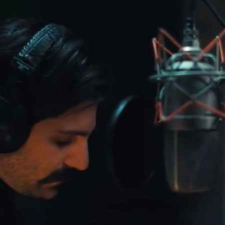 دانلود آهنگ میرقصیدم میچرخیدم نگاه گیرای تو را میدزدیدم حمید هیراد Mp3 دانلود آهنگ میرقصیدم میچرخیدم نگاه گیرای تو را میدزدیدم حمید هیراد Mp3