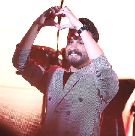 دانلود آهنگ ای شب تو به روزگار من میمانی ای ماه نهان به یار من میمانی راغب Mp3 دانلود آهنگ ای شب تو به روزگار من میمانی ای ماه نهان به یار من میمانی راغب Mp3