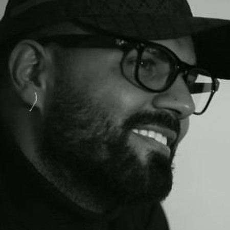 دانلود آهنگ به کی اعتماد کنیم تو این روزا که نیاد صاف نزنه تو قلبمون رضا شیری Mp3 دانلود آهنگ به کی اعتماد کنیم تو این روزا که نیاد صاف نزنه تو قلبمون رضا شیری Mp3