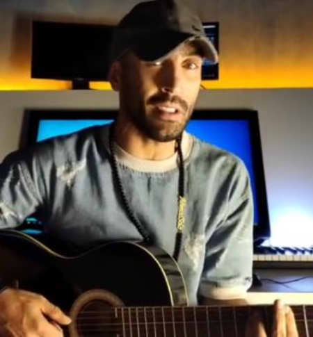 دانلود آهنگ آهای کولی عاشق در میره جونم واسه چشمای نابت احمد سلو Mp3 دانلود آهنگ آهای کولی عاشق در میره جونم واسه چشمای نابت احمد سلو Mp3