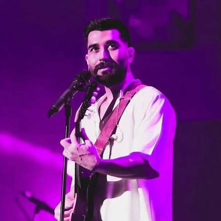 دانلود آهنگ من دلم میریزه وقتی که موهای منو نازش میکنی علی یاسینی Mp3 دانلود آهنگ من دلم میریزه وقتی که موهای منو نازش میکنی علی یاسینی Mp3