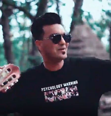 دانلود آهنگ آره فکر میکردم که عاشق شدی هنوز گیر احساس چند سالتی علیرضا روزگار Mp3 دانلود آهنگ آره فکر میکردم که عاشق شدی هنوز گیر احساس چند سالتی علیرضا روزگار Mp3