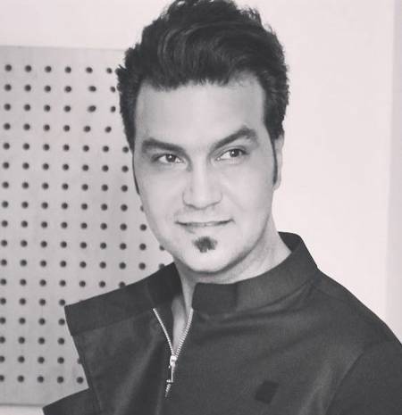 دانلود آهنگ یه شب به صورتت نگاه کردم و دیدم روی تو موی تو اون خم ابروی تو برده حواسم علیرضا روزگار Mp3 دانلود آهنگ یه شب به صورتت نگاه کردم و دیدم روی تو موی تو اون خم ابروی تو برده حواسم علیرضا روزگار Mp3