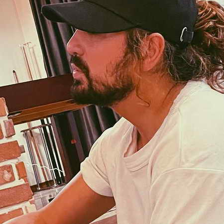 دانلود آهنگ مثل فرشته ها توی نوشته ها اونقده خوبی که جات تو بهشته ها امیر عباس گلاب Mp3 دانلود آهنگ مثل فرشته ها توی نوشته ها اونقده خوبی که جات تو بهشته ها امیر عباس گلاب Mp3