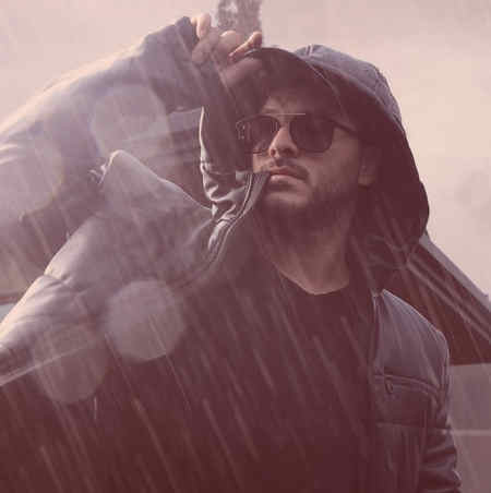 دانلود آهنگ دو سه روزه خونه رو تخت یا رو کاناپم پیگیر استوریات پیگیر کاراتم آرمین زارعی Mp3 دانلود آهنگ دو سه روزه خونه رو تخت یا رو کاناپم پیگیر استوریات پیگیر کاراتم آرمین زارعی Mp3