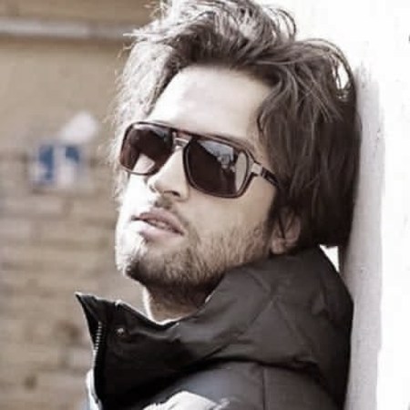 دانلود آهنگ چشمامو رو هم میذارمو تورو به یادم میارمو بنیامین بهادری Mp3 دانلود آهنگ چشمامو رو هم میذارمو تورو به یادم میارمو بنیامین بهادری Mp3