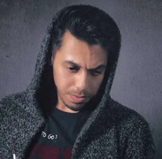 دانلود آهنگ یه کاری کردی با چشات کسی نمیاد به چشم دانوش Mp3 دانلود آهنگ یه کاری کردی با چشات کسی نمیاد به چشم دانوش Mp3