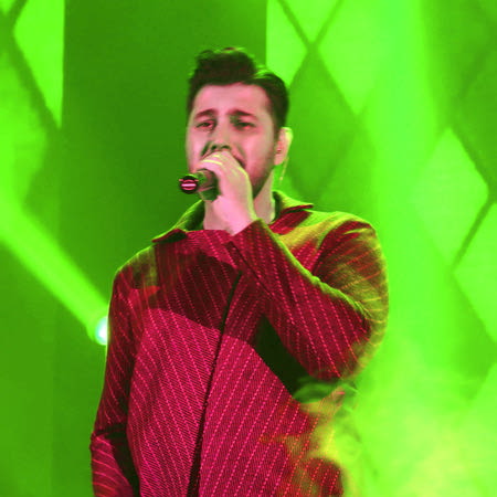 دانلود آهنگ چه چیزی تو عمق چشاته که من یک نگاه تورو به یه دنیا نمیدم احسان خواجه امیری Mp3 دانلود آهنگ چه چیزی تو عمق چشاته که من یک نگاه تورو به یه دنیا نمیدم احسان خواجه امیری Mp3