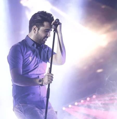 دانلود آهنگ در خونه ی قلبم روی تو همیشه بازه وقتی که میخندی چهرت چقد نازه فرزاد فرخ Mp3 دانلود آهنگ در خونه ی قلبم روی تو همیشه بازه وقتی که میخندی چهرت چقد نازه فرزاد فرخ Mp3