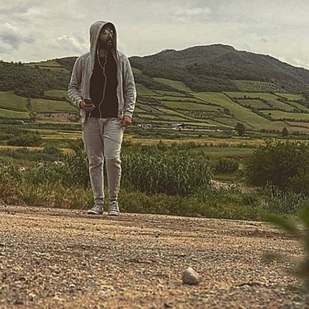 دانلود آهنگ من با تو زیر بارونا خیسم برگشتنو من که بلد نیستم هوروش بند Mp3 دانلود آهنگ من با تو زیر بارونا خیسم برگشتنو من که بلد نیستم هوروش بند Mp3