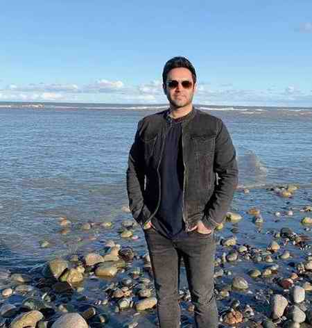 دانلود آهنگ تو قلبم دلخوشیام کم نیست قد یه عالمه تو دنیا واسه من این روزا روزای خوبمه حسین توکلی Mp3 دانلود آهنگ تو قلبم دلخوشیام کم نیست قد یه عالمه تو دنیا واسه من این روزا روزای خوبمه حسین توکلی Mp3