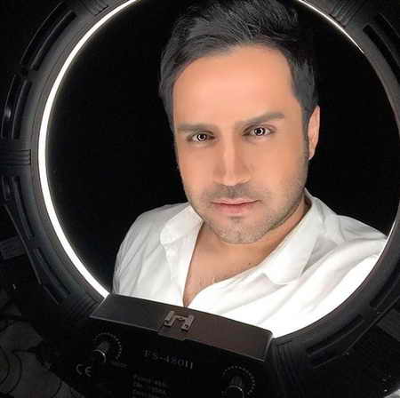 دانلود آهنگ دلت آرومه دل منه تو آتیش منو اون عشقی که تو داری میکشیش حسین توکلی Mp3 دانلود آهنگ دلت آرومه دل منه تو آتیش منو اون عشقی که تو داری میکشیش حسین توکلی Mp3