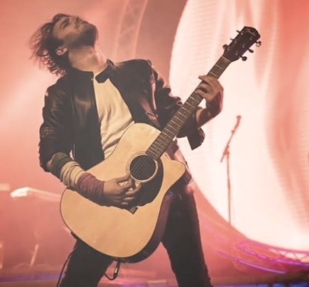 دانلود آهنگ آهای رفیق احتیاط کن اینجا سایه ها نورو بردن کاوه آفاق Mp3 دانلود آهنگ آهای رفیق احتیاط کن اینجا سایه ها نورو بردن کاوه آفاق Mp3