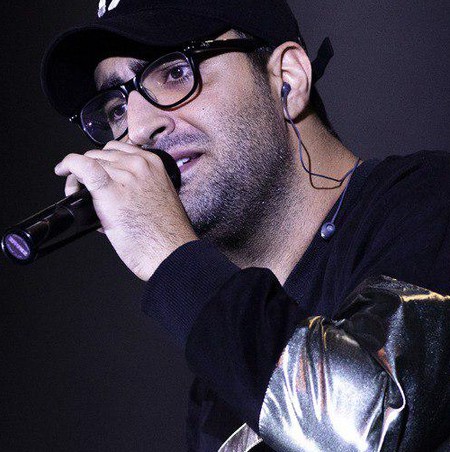 دانلود آهنگ هنوزم تو قاب عکس رابطمون نفس داره مهدی جهانی Mp3 دانلود آهنگ هنوزم تو قاب عکس رابطمون نفس داره مهدی جهانی Mp3