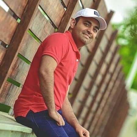 دانلود آهنگ میزنه باد توی موهات دلم میخواد صبح تا شب فقط نگات کنم میثم ابراهیمی Mp3 دانلود آهنگ میزنه باد توی موهات دلم میخواد صبح تا شب فقط نگات کنم میثم ابراهیمی Mp3