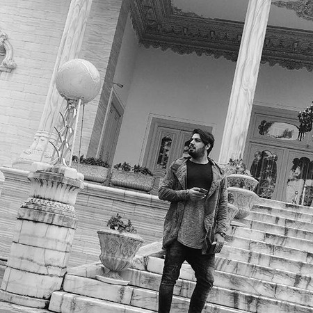 دانلود آهنگ رگمی ازم ببرنت شک نکن میمیرم میلاد بابایی Mp3