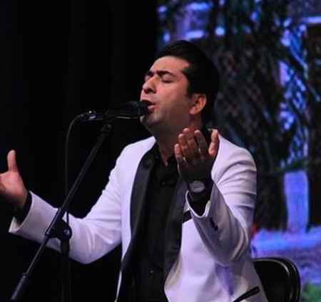 دانلود آهنگ برف بارد دانه دانه میرود یارم به خانه باد سردی گیسویش را میزند آهسته شانه محمد معتمدی Mp3 دانلود آهنگ برف بارد دانه دانه میرود یارم به خانه باد سردی گیسویش را میزند آهسته شانه محمد معتمدی Mp3