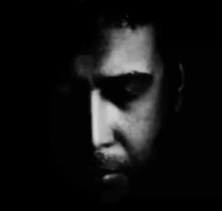 دانلود آهنگ یک لحظه و یک ساعت دست از تو نمیدارم زیرا که تویی کارم زیرا که تویی بارم محسن چاوشی Mp3 دانلود آهنگ یک لحظه و یک ساعت دست از تو نمیدارم زیرا که تویی کارم زیرا که تویی بارم محسن چاوشی Mp3