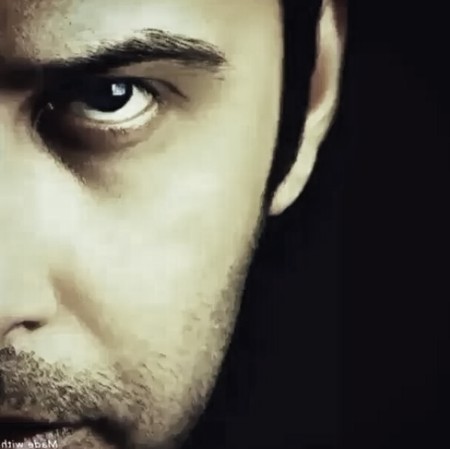 دانلود آهنگ دارم میرم از این خونه که رویاهاش پریشونه از این کوچه که دلتنگه از این شهری که دل خونه محسن چاوشی Mp3 دانلود آهنگ دارم میرم از این خونه که رویاهاش پریشونه از این کوچه که دلتنگه از این شهری که دل خونه محسن چاوشی Mp3