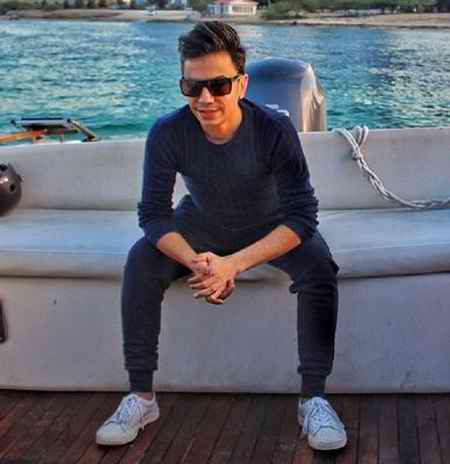 دانلود آهنگ نیستی رفتی کسی نه نیومده سر نزده محسن ابراهیم زاده Mp3