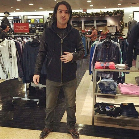 دانلود آهنگ زنده زدم بیرون از این ویرونه که ساختی برام محسن یگانه Mp3 دانلود آهنگ زنده زدم بیرون از این ویرونه که ساختی برام محسن یگانه Mp3