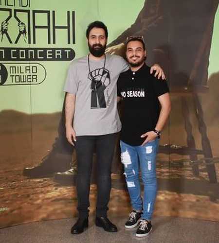 دانلود آهنگ عاشقم عاشق اون صورت خوش رنگ و لعابت تو چی داری امید افخم Mp3 دانلود آهنگ عاشقم عاشق اون صورت خوش رنگ و لعابت تو چی داری امید افخم Mp3