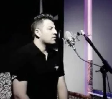 دانلود آهنگ منو بگیر از این روزای در به در از این روزا از این شبای بی ثمر پویا بیاتی Mp3